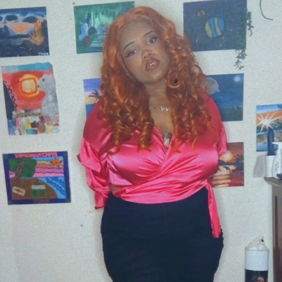 Wrap Around Crop Top - Picture 3 of 5